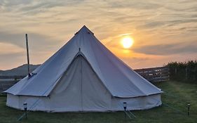Beautiful 1-Bed Bell Tent In Holyhead
